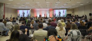 Leia mais sobre o artigo REUNIÃO NACIONAL – Comitiva de deputados participa de conferência da Unale para discutir demandas de Roraima