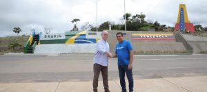 Leia mais sobre o artigo Em visita às fronteiras, presidente da ALE-RR mostra a Ciro Gomes situação imigratória em Roraima e potencialidades econômicas